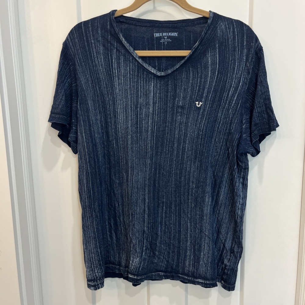True Religion V Neck TEE T SHIRT Blue‎ White Faded Stripe Sz Large Denim Look